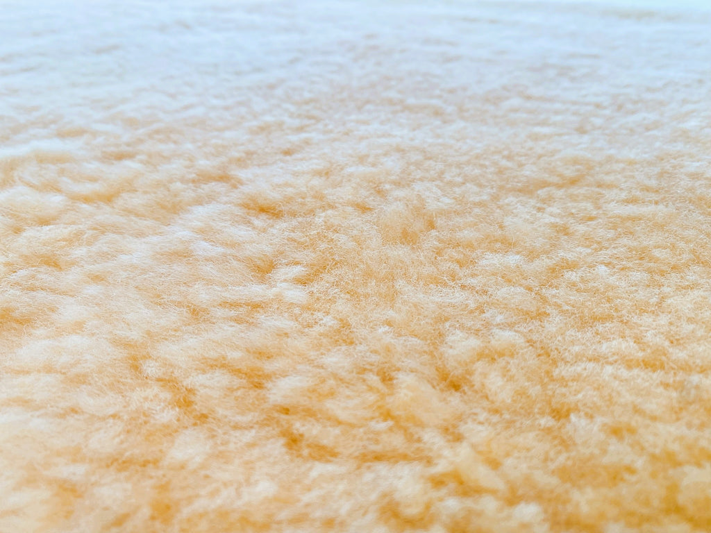 ムートンシーツ｜天然羊毛100％ 高密度ウールの抜群の保温力＆ムレに