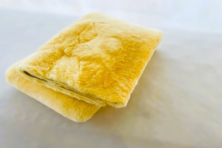 ムートンシーツ｜天然羊毛100％ 高密度ウールの抜群の保温力＆ムレに