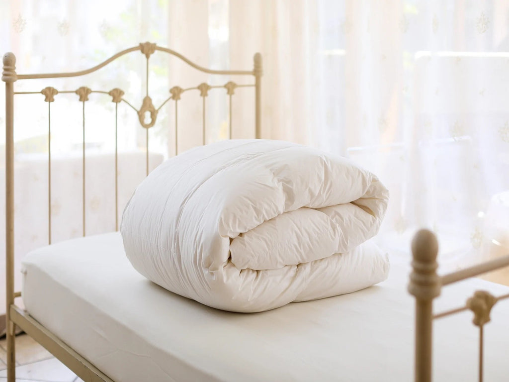 羽毛掛ふとん グレードS｜ 天然素材100% ヨーロッパ産ホワイトグースダウン 羽毛上級ランク800cuin  フィット性抜群　体の熱を逃さず朝まで暖かい　